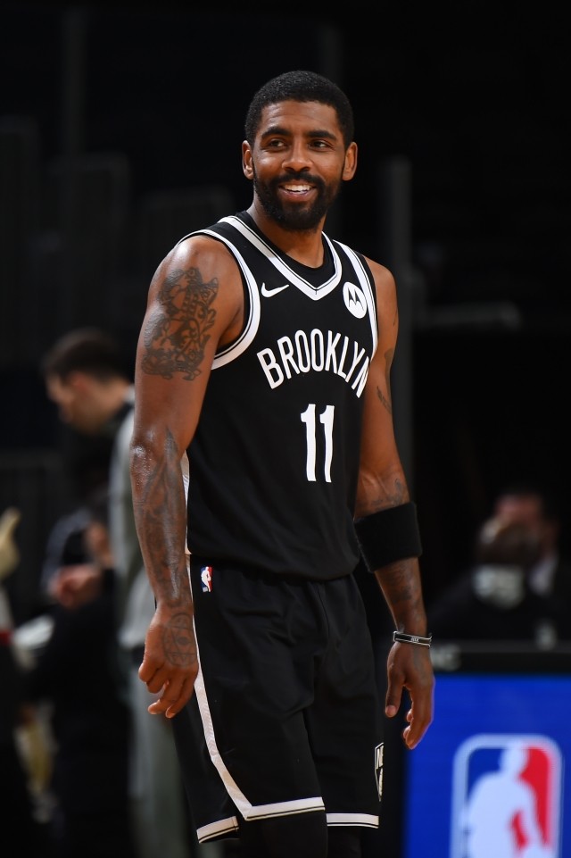 深圳队利用 深圳队利用