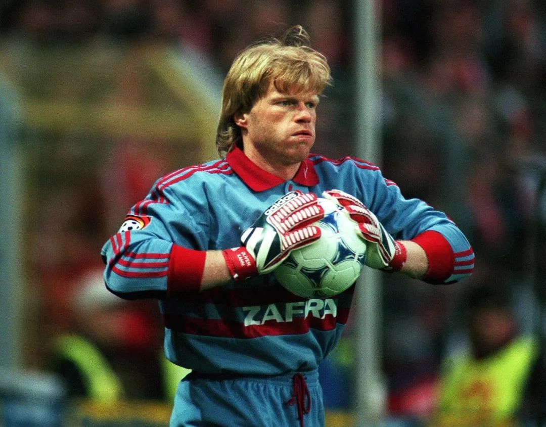 全队的中前 全队的中前