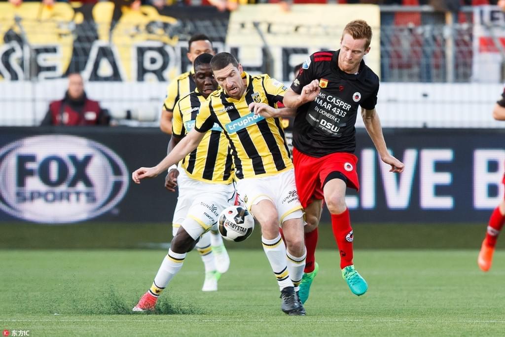 与多语种解 与多语种解